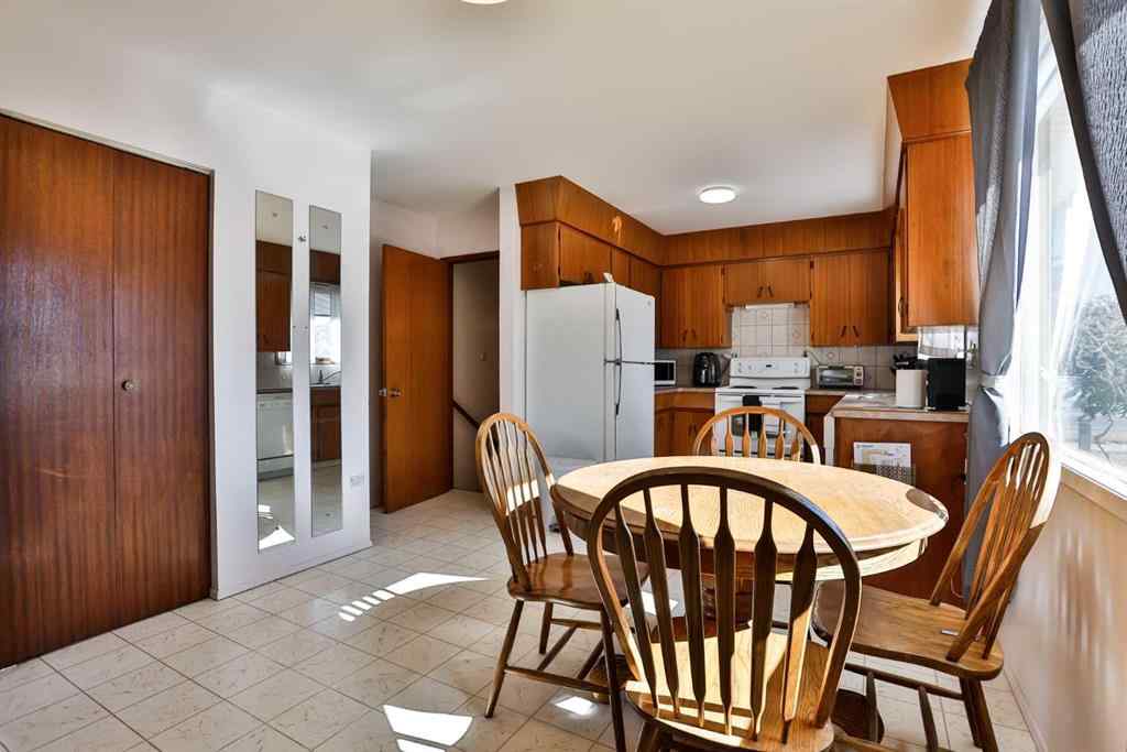 MLS® A2263177 - 2727 7a Avenue N in Majestic Place Lethbridge, Residential