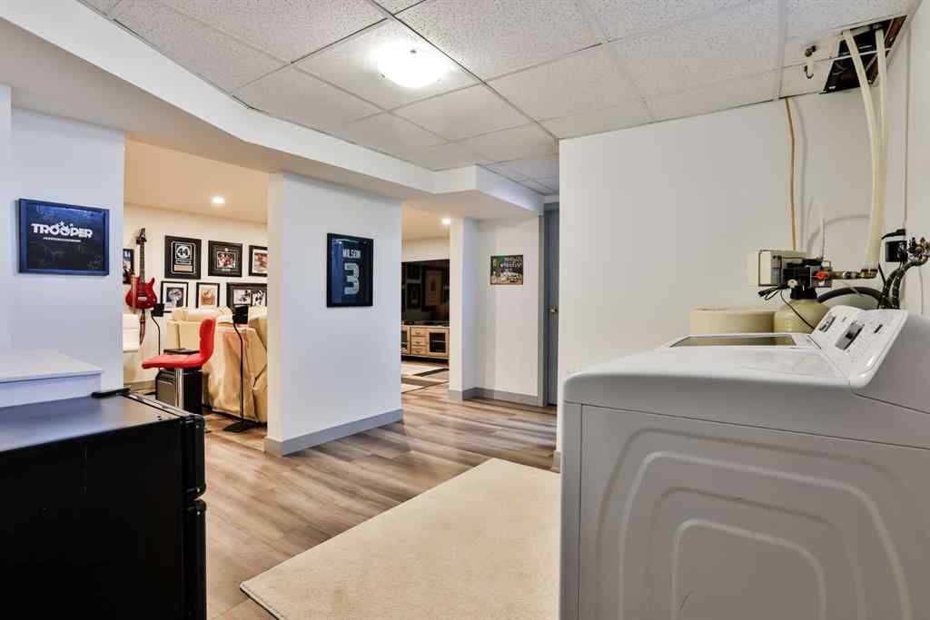 MLS® A2263177 - 2727 7a Avenue N in Majestic Place Lethbridge, Residential
