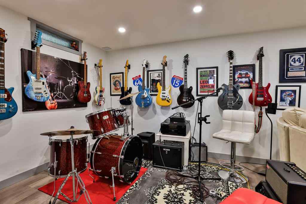 MLS® A2263177 - 2727 7a Avenue N in Majestic Place Lethbridge, Residential