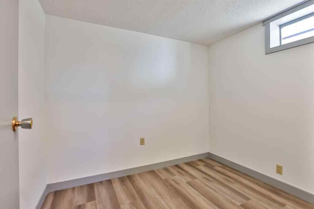 MLS® A2263177 - 2727 7a Avenue N in Majestic Place Lethbridge, Residential