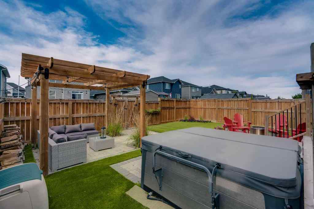 MLS® A2263179 - 2173 Ravensdun Crescent SE in Ravenswood Airdrie, Residential