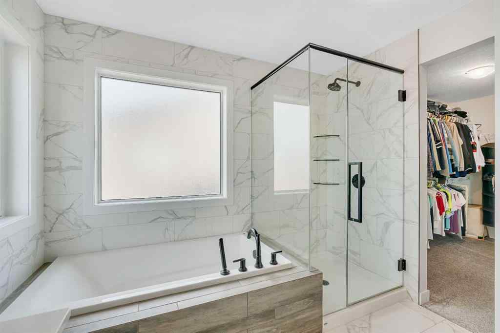 MLS® A2263179 - 2173 Ravensdun Crescent SE in Ravenswood Airdrie, Residential