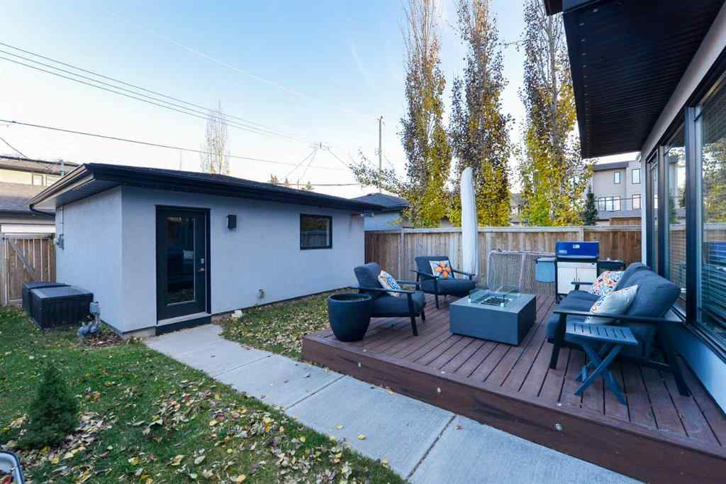 MLS® A2263180 - 116 34A Street NW in Parkdale Calgary, Residential