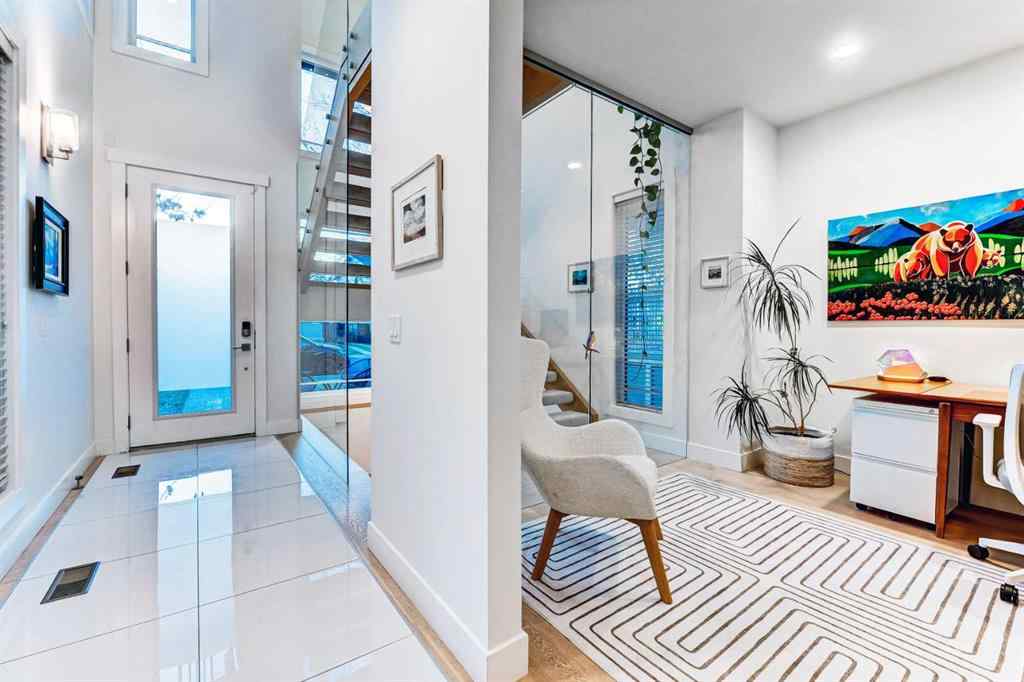 MLS® A2263180 - 116 34A Street NW in Parkdale Calgary, Residential