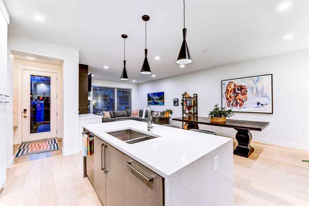 MLS® A2263180 - 116 34A Street NW in Parkdale Calgary, Residential