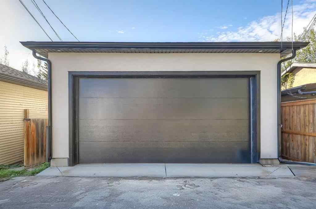 MLS® A2263181 - 3806 1 Street NW in Highland Park Calgary, Residential