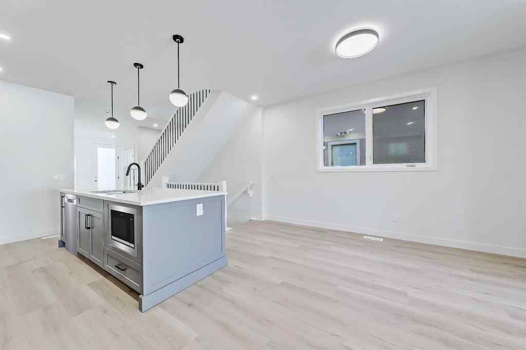 MLS® A2263181 - 3806 1 Street NW in Highland Park Calgary, Residential