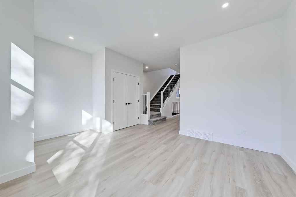 MLS® A2263181 - 3806 1 Street NW in Highland Park Calgary, Residential