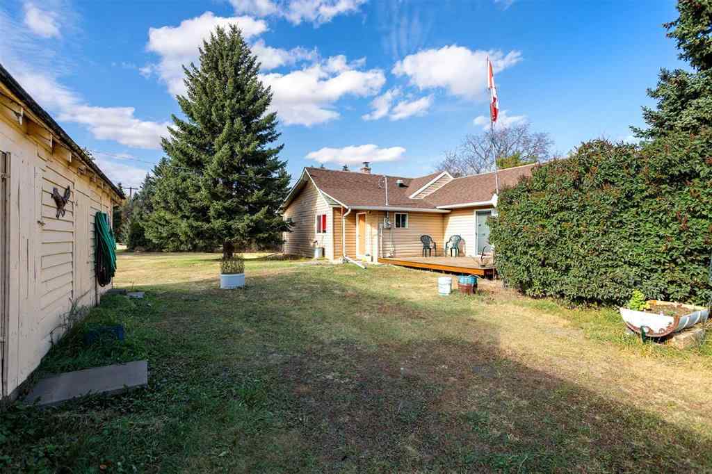 MLS® A2263182 - 2 2nd Street E in Rosalind Rosalind, Residential