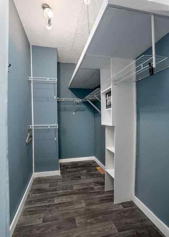 MLS® A2263182 - 2 2nd Street E in Rosalind Rosalind, Residential