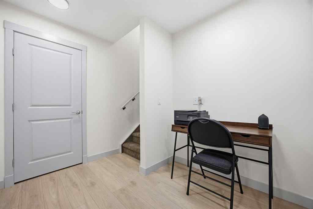 MLS® A2263186 - 520 Kingsmere Way SE in Kings Heights Airdrie, Residential