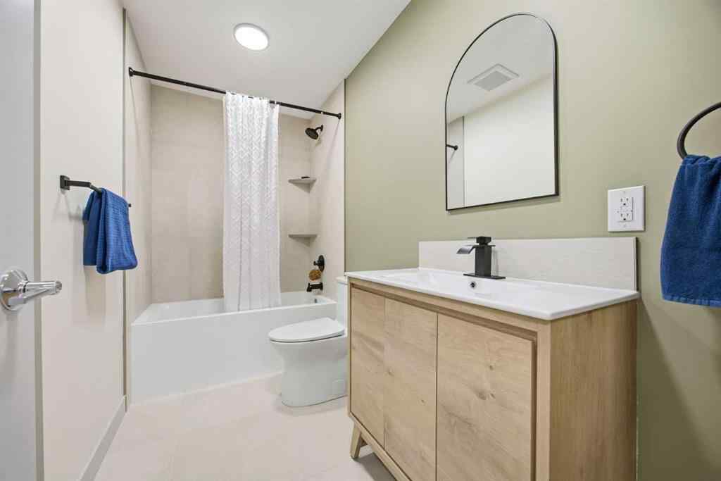 MLS® A2263186 - 520 Kingsmere Way SE in Kings Heights Airdrie, Residential