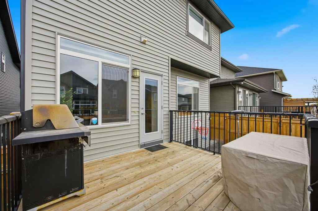 MLS® A2263186 - 520 Kingsmere Way SE in Kings Heights Airdrie, Residential