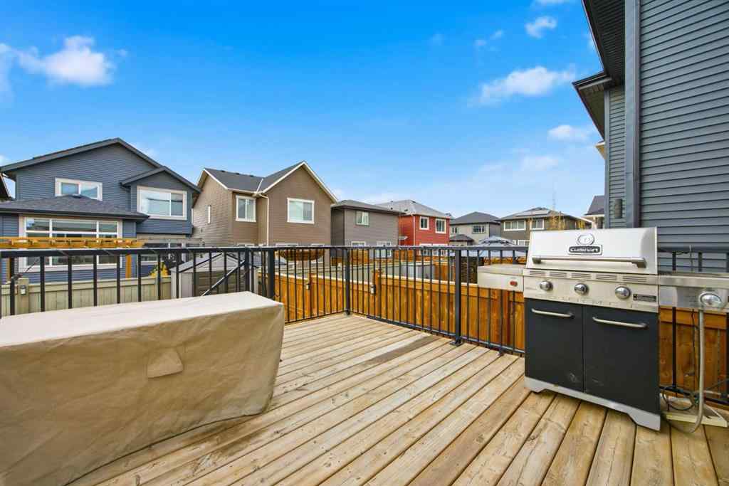 MLS® A2263186 - 520 Kingsmere Way SE in Kings Heights Airdrie, Residential