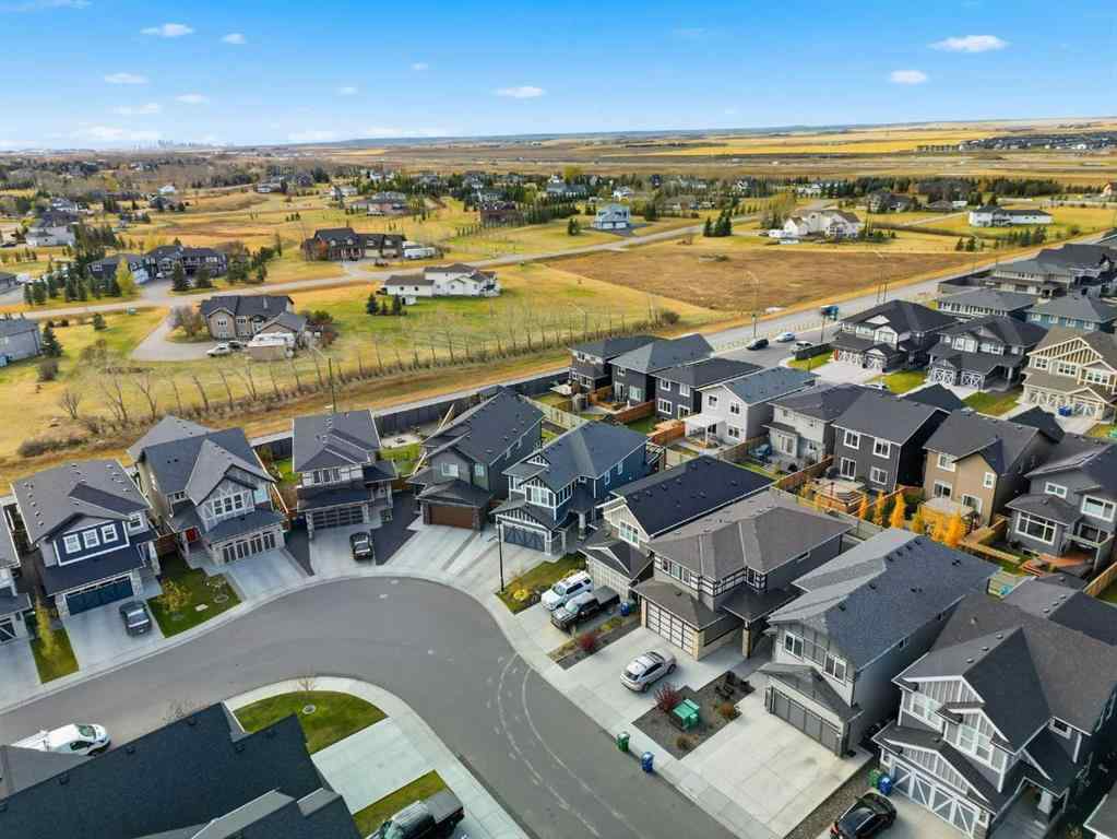 MLS® A2263186 - 520 Kingsmere Way SE in Kings Heights Airdrie, Residential