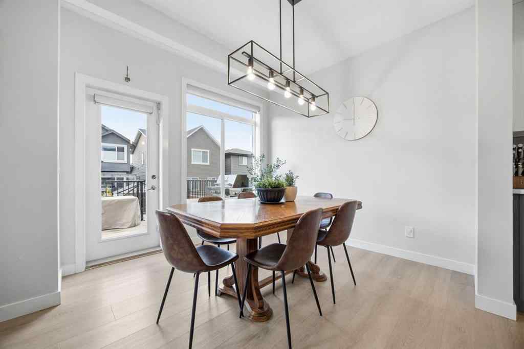 MLS® A2263186 - 520 Kingsmere Way SE in Kings Heights Airdrie, Residential