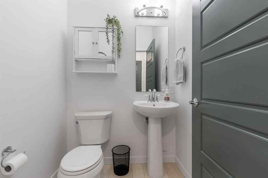 MLS® A2263189 - 805 Greywolf Run N in Blackwolf 2 Lethbridge, Residential