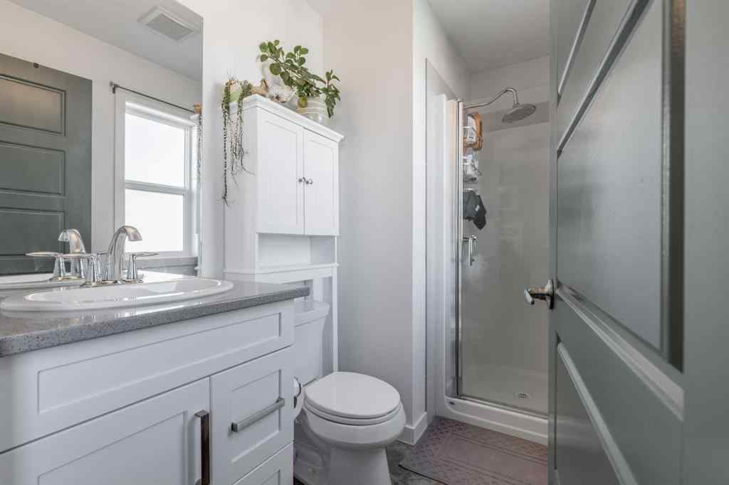 MLS® A2263189 - 805 Greywolf Run N in Blackwolf 2 Lethbridge, Residential