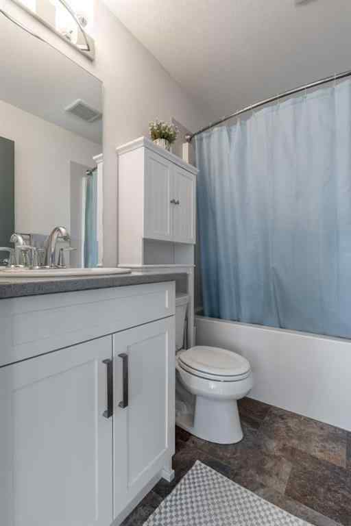 MLS® A2263189 - 805 Greywolf Run N in Blackwolf 2 Lethbridge, Residential