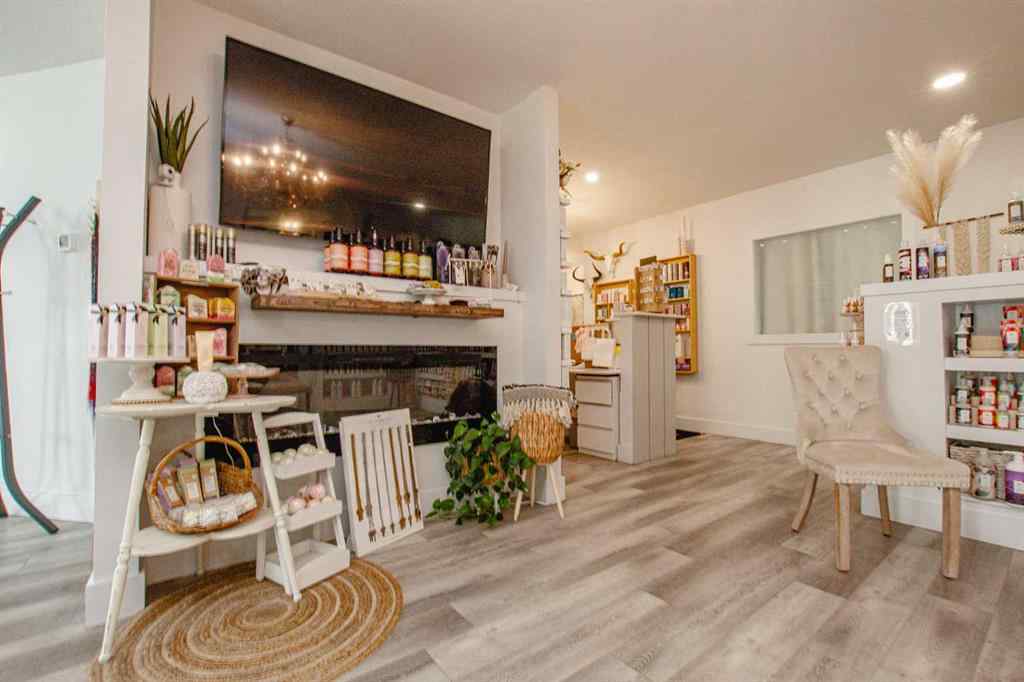 MLS® A2263192 - Unit #201/203 11706 104 Avenue  in Westgate Grande Prairie, Commercial