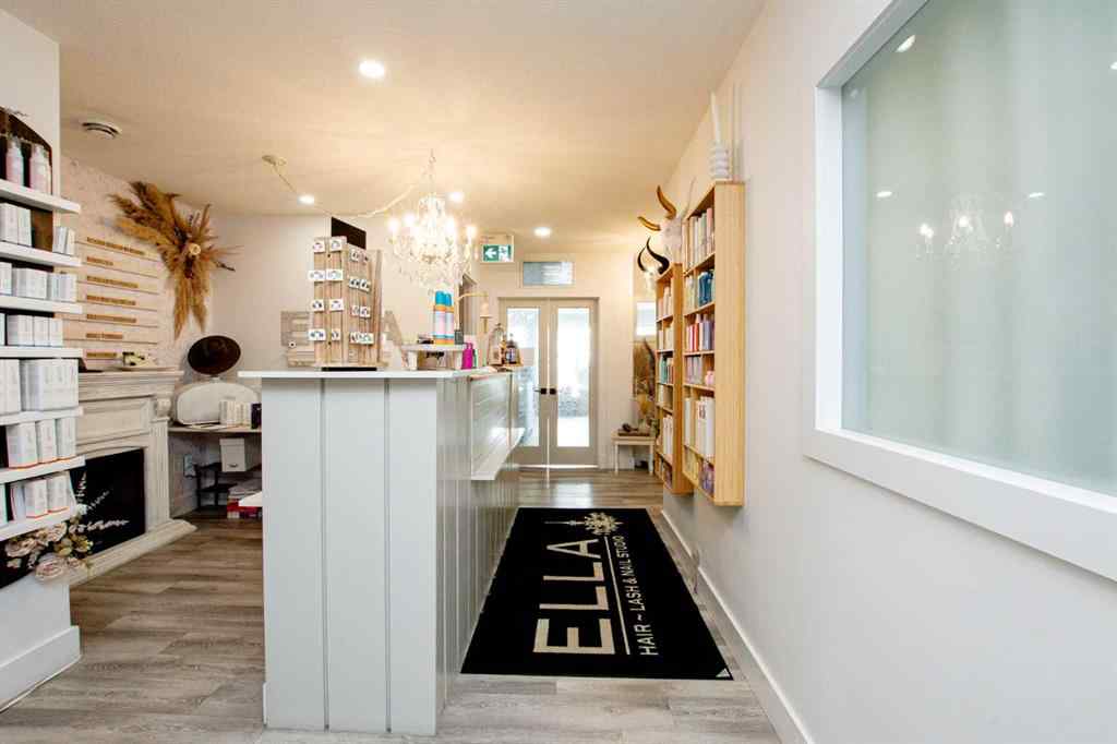 MLS® A2263192 - Unit #201/203 11706 104 Avenue  in Westgate Grande Prairie, Commercial