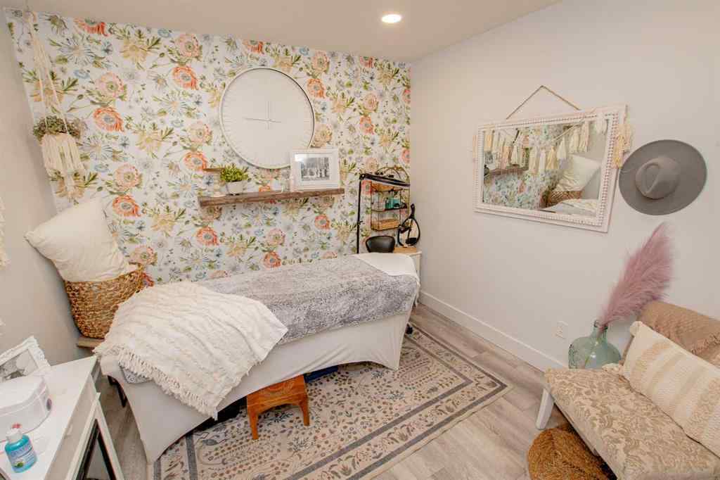 MLS® A2263192 - Unit #201/203 11706 104 Avenue  in Westgate Grande Prairie, Commercial