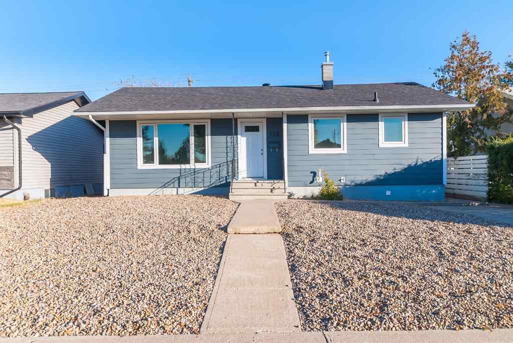 MLS® A2263193 - 146 14 Street NW in Northwest Crescent Heights Medicine Hat, Residential