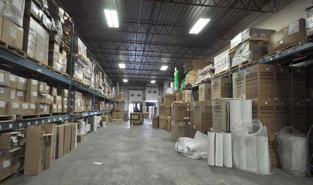 MLS® A2263194 - 7024-7026 30 Street SE in Foothills Calgary, Commercial