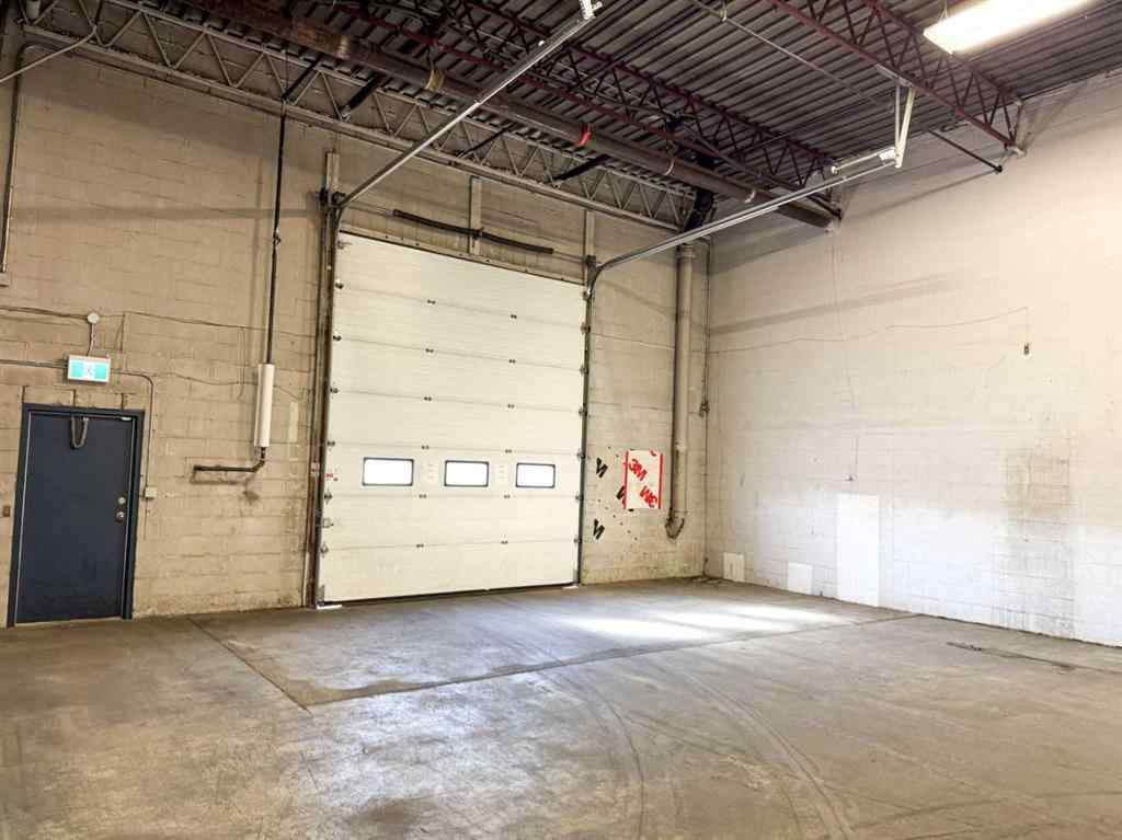 MLS® A2263194 - 7024-7026 30 Street SE in Foothills Calgary, Commercial