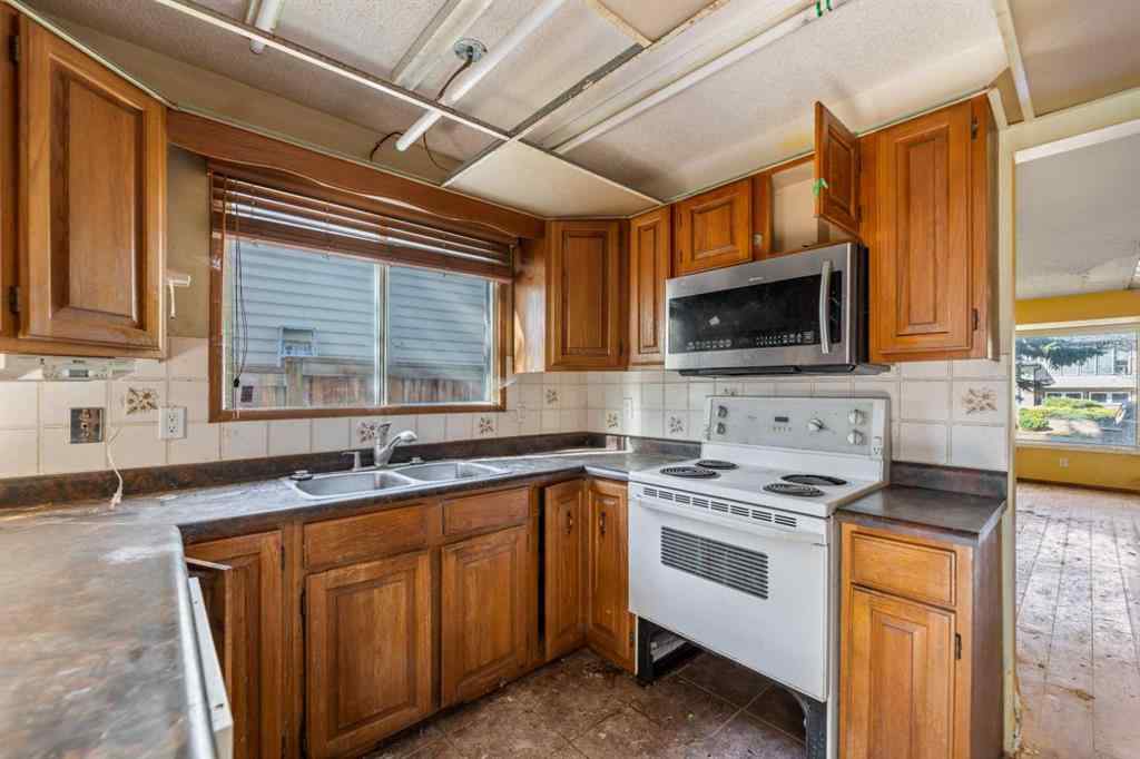 MLS® A2263196 - 83 Templegreen Drive NE in Temple Calgary, Residential