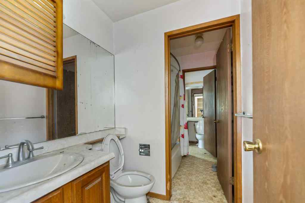 MLS® A2263196 - 83 Templegreen Drive NE in Temple Calgary, Residential