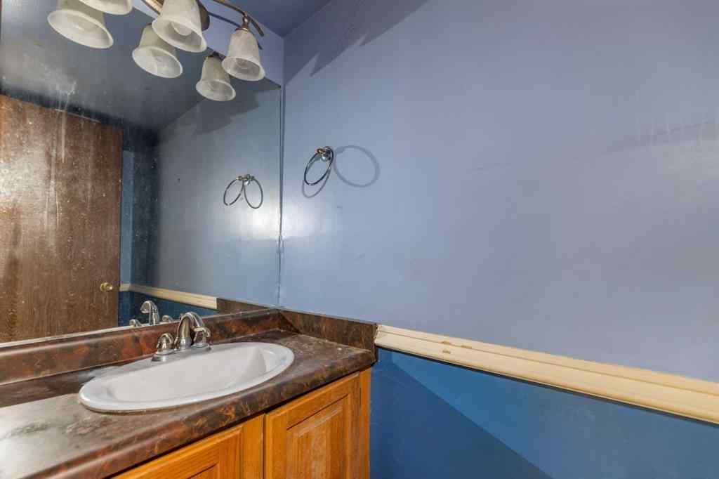 MLS® A2263196 - 83 Templegreen Drive NE in Temple Calgary, Residential