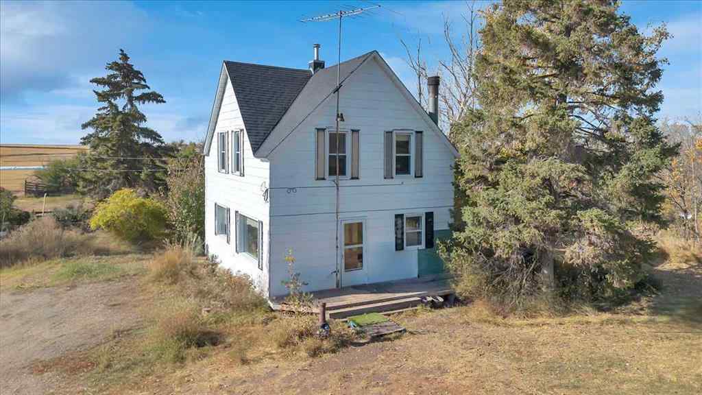 MLS® A2263201 - 234075 Township Road 280   in NONE Rural Wheatland County, Residential