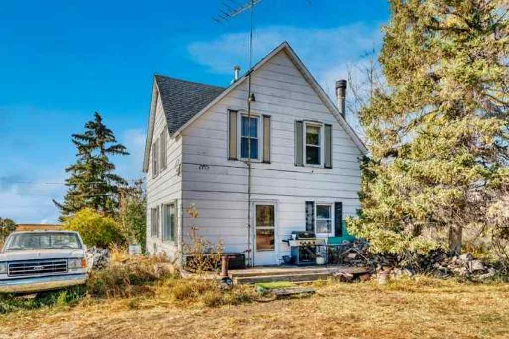 MLS® A2263201 - 234075 Township Road 280   in NONE Rural Wheatland County, Residential