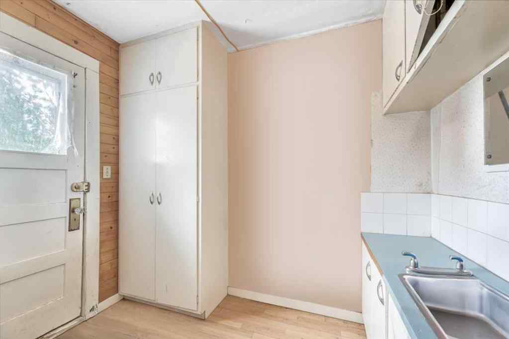 MLS® A2263201 - 234075 Township Road 280   in NONE Rural Wheatland County, Residential