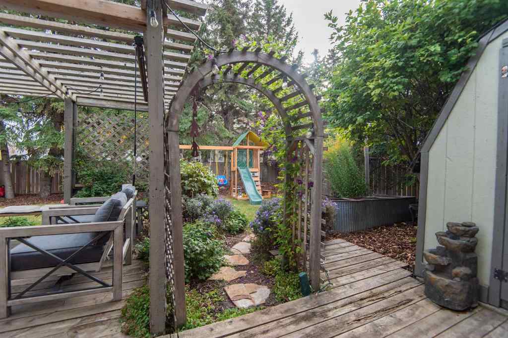 MLS® A2263205 - 99 Pearson Crescent  in Pines Red Deer, Residential