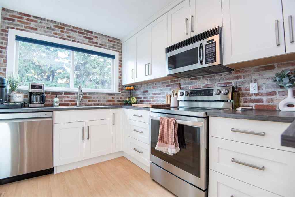 MLS® A2263205 - 99 Pearson Crescent  in Pines Red Deer, Residential