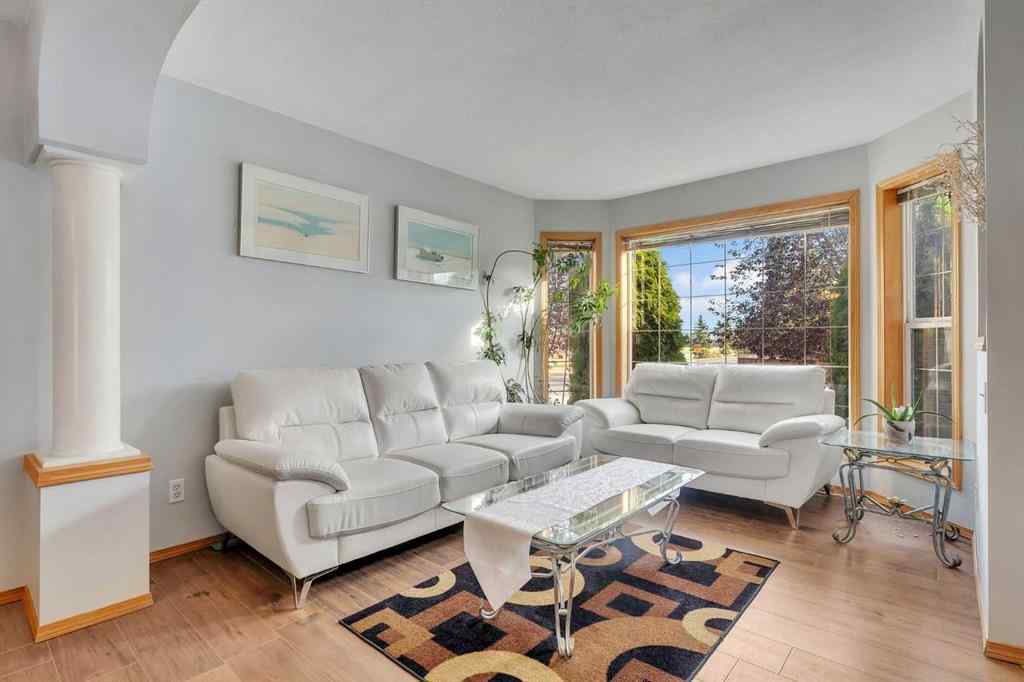 MLS® A2263206 - 185 West Lakeview Drive  in Lakeview Landing Chestermere, Residential