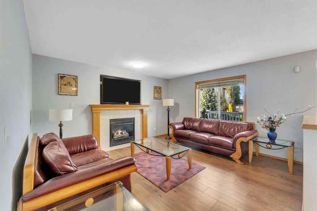 MLS® A2263206 - 185 West Lakeview Drive  in Lakeview Landing Chestermere, Residential