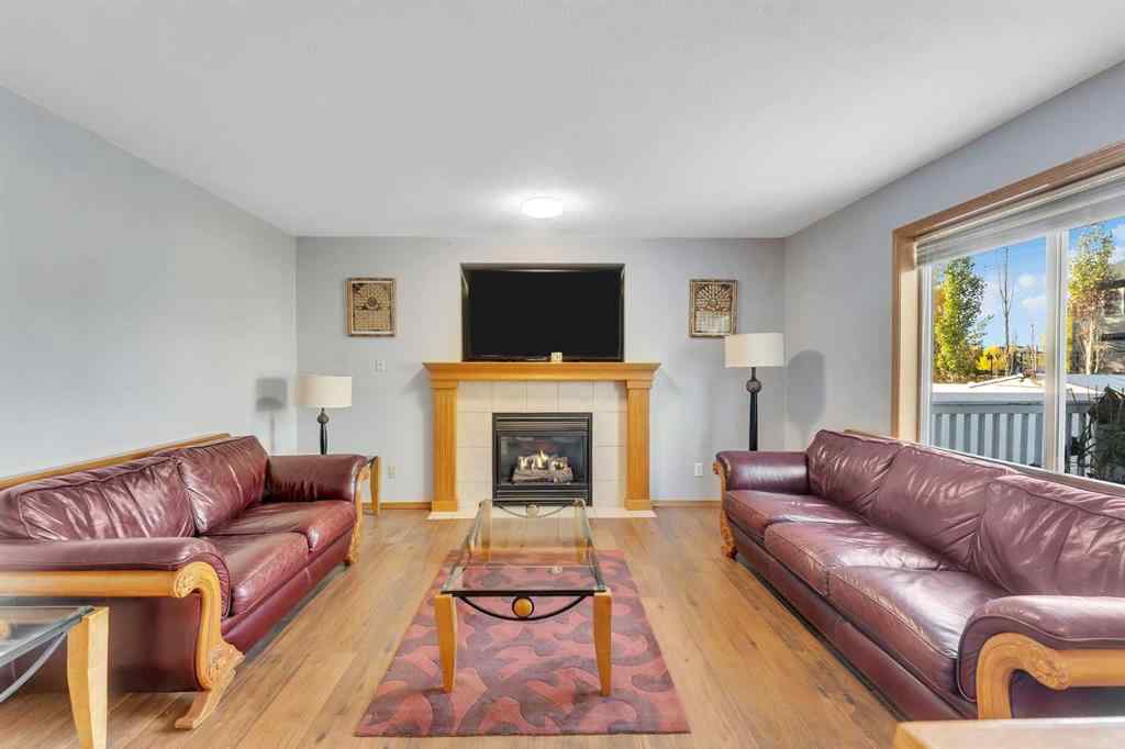 MLS® A2263206 - 185 West Lakeview Drive  in Lakeview Landing Chestermere, Residential