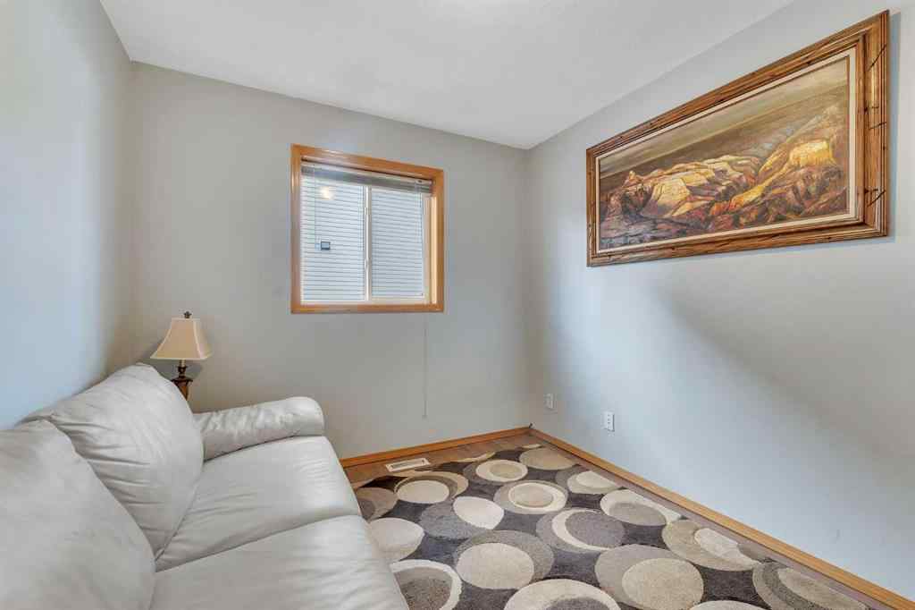 MLS® A2263206 - 185 West Lakeview Drive  in Lakeview Landing Chestermere, Residential