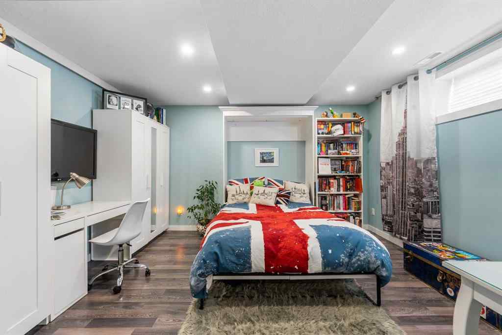 MLS® A2263209 - 205 Bayside Point SW in Bayside Airdrie, Residential