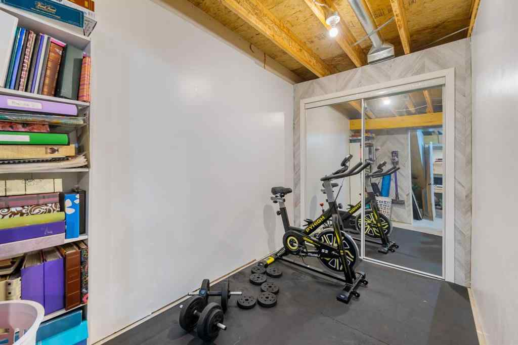 MLS® A2263209 - 205 Bayside Point SW in Bayside Airdrie, Residential