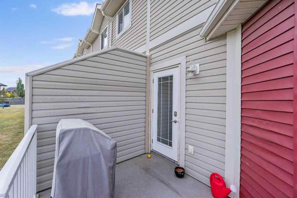 MLS® A2263209 - 205 Bayside Point SW in Bayside Airdrie, Residential