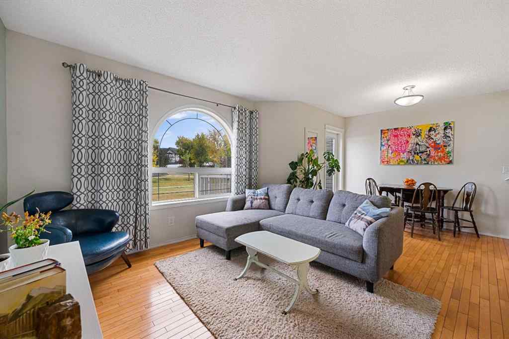 MLS® A2263209 - 205 Bayside Point SW in Bayside Airdrie, Residential