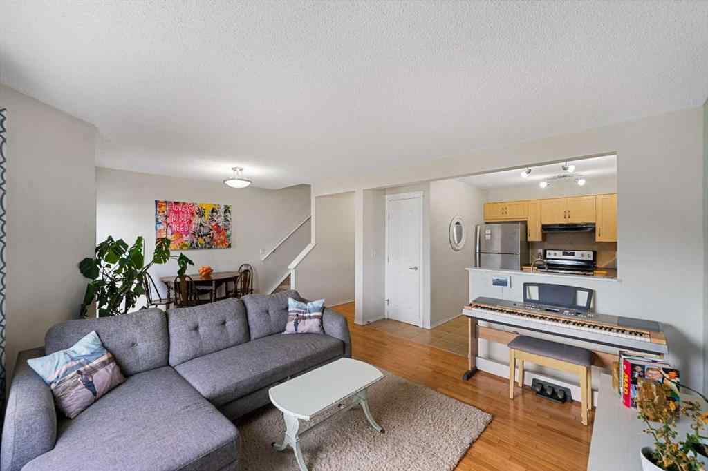 MLS® A2263209 - 205 Bayside Point SW in Bayside Airdrie, Residential