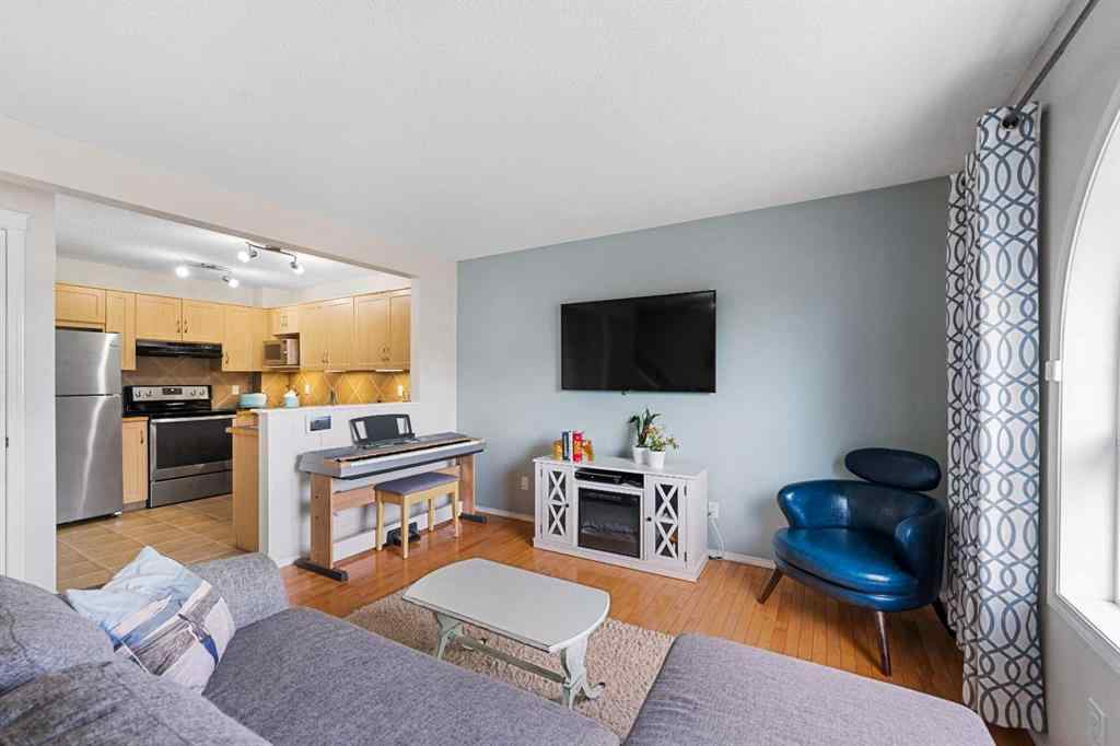 MLS® A2263209 - 205 Bayside Point SW in Bayside Airdrie, Residential