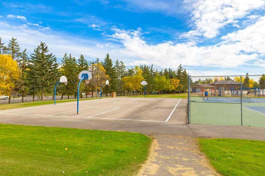 MLS® A2263214 - 17 Sunvale Crescent SE in Sundance Calgary, Residential