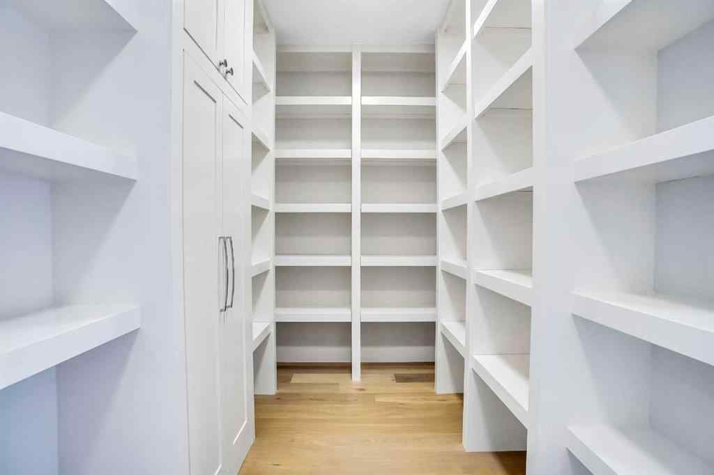 MLS® A2263220 - 435 Patterson Boulevard SW in Patterson Calgary, Residential