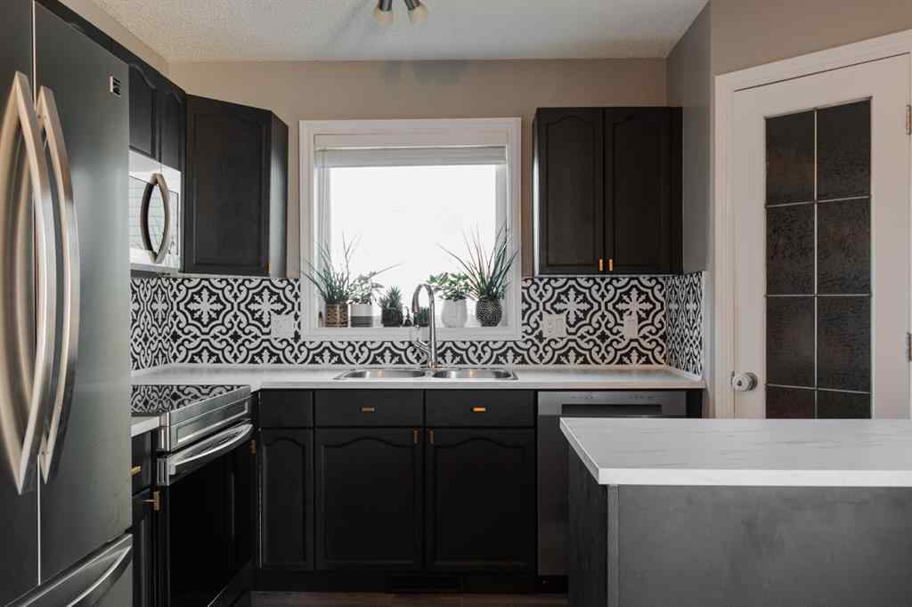 MLS® A2263224 - 216 Coyote Crescent  in Timberlea Fort McMurray, Residential